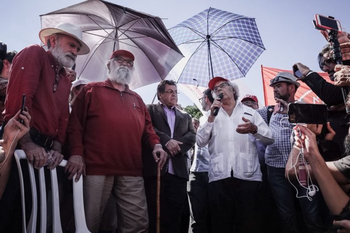 Adolfo Esquivel e Leonardo Boff são impedidos de visitar Lula