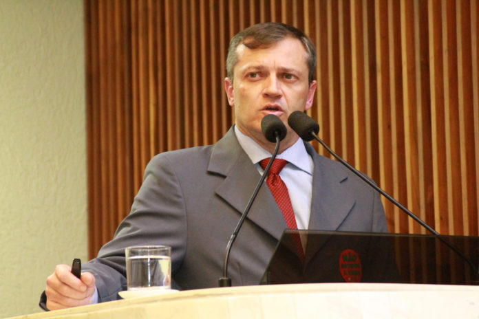 Presidente do Sindipetro defende mudanças na política de preços dos combustíveis da Petrobras