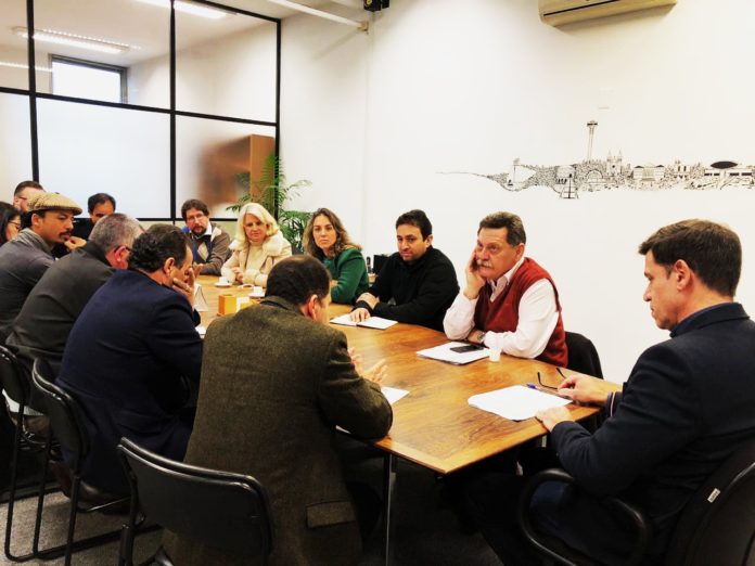 Prefeitura de Curitiba garante salários, mas não avança no debate da sustentabilidade da Cohab