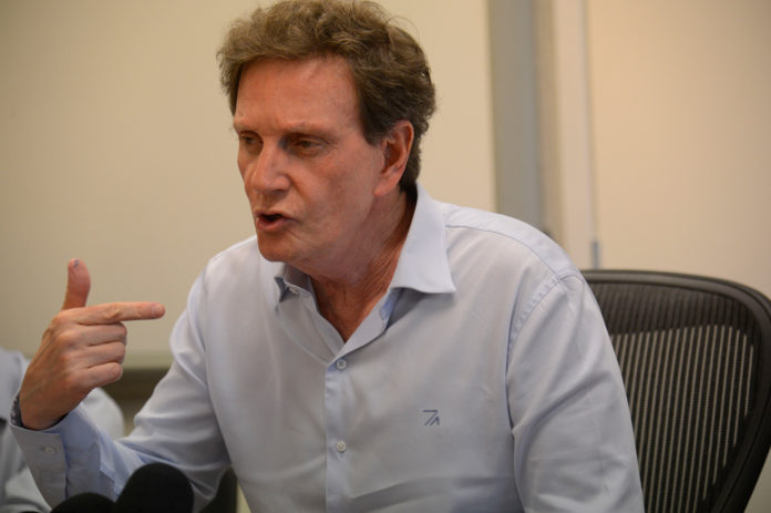 Câmara do Rio rejeita abertura de impeachment contra Crivella