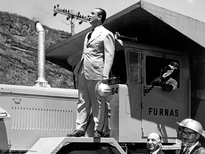 Privatizar Eletrobras é antipatriótico