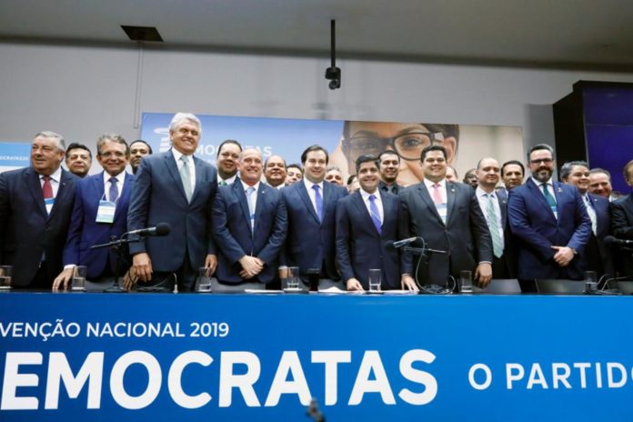 FIO DA MEADA: Bolsonaro não manda nada e DEM proclama parlamentarismo soft