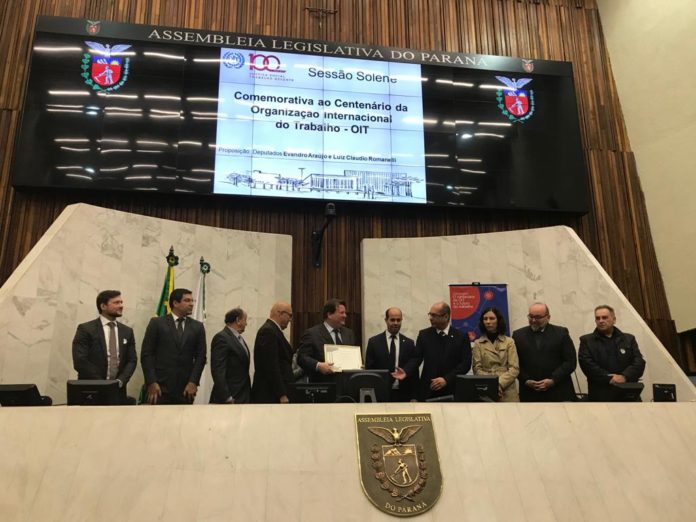 “É preciso colocar o ser humano na centralidade das políticas laborais”, afirma diretor da OIT