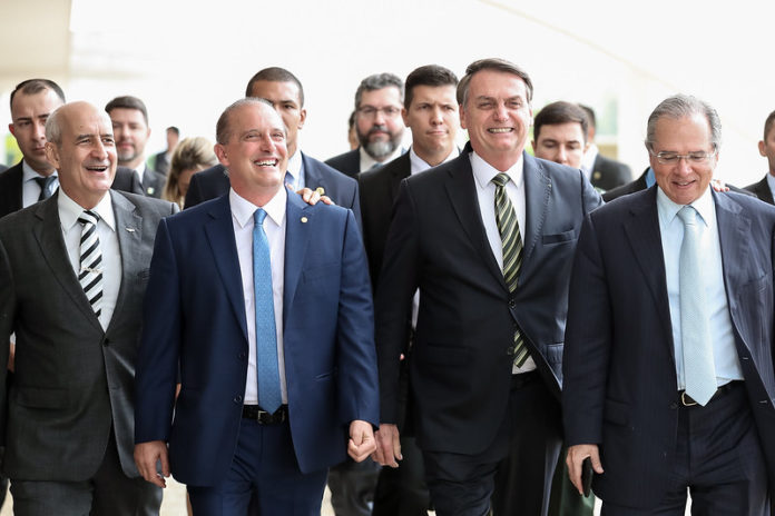 Proposta de Guedes acaba com 1/4 dos municípios paranaenses