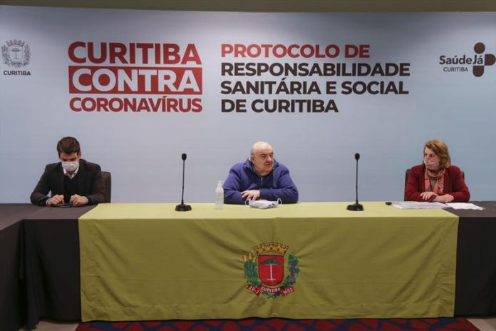 Greca adota rodízio de Covid-19 em Curitiba