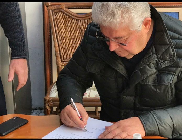 Requião é namorado por partidos de esquerda após desfiliação do MDB